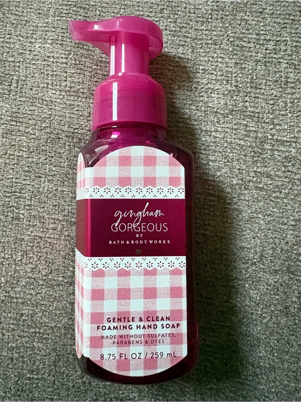 Bath & Body Works Gingham Gorgeous Foaming Hand Soap